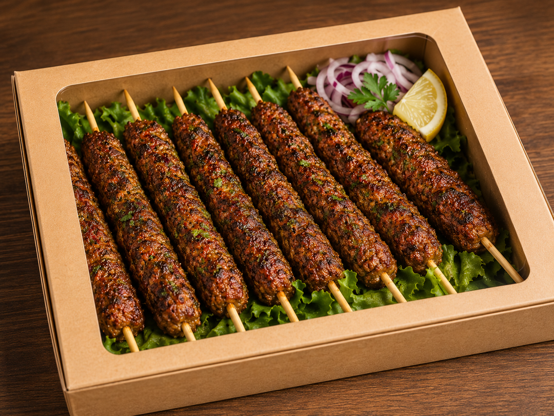Brochettes Kefta de Filet Mignon AAA Aliments DKL préparées à la main et prêtes pour le BBQ.